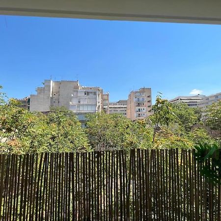 Chic Apt Near Acropolis - Avdi Square Athén Kültér fotó
