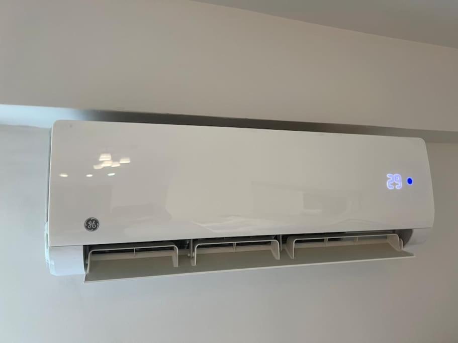 Chic Apt Near Acropolis - Avdi Square Athén Kültér fotó