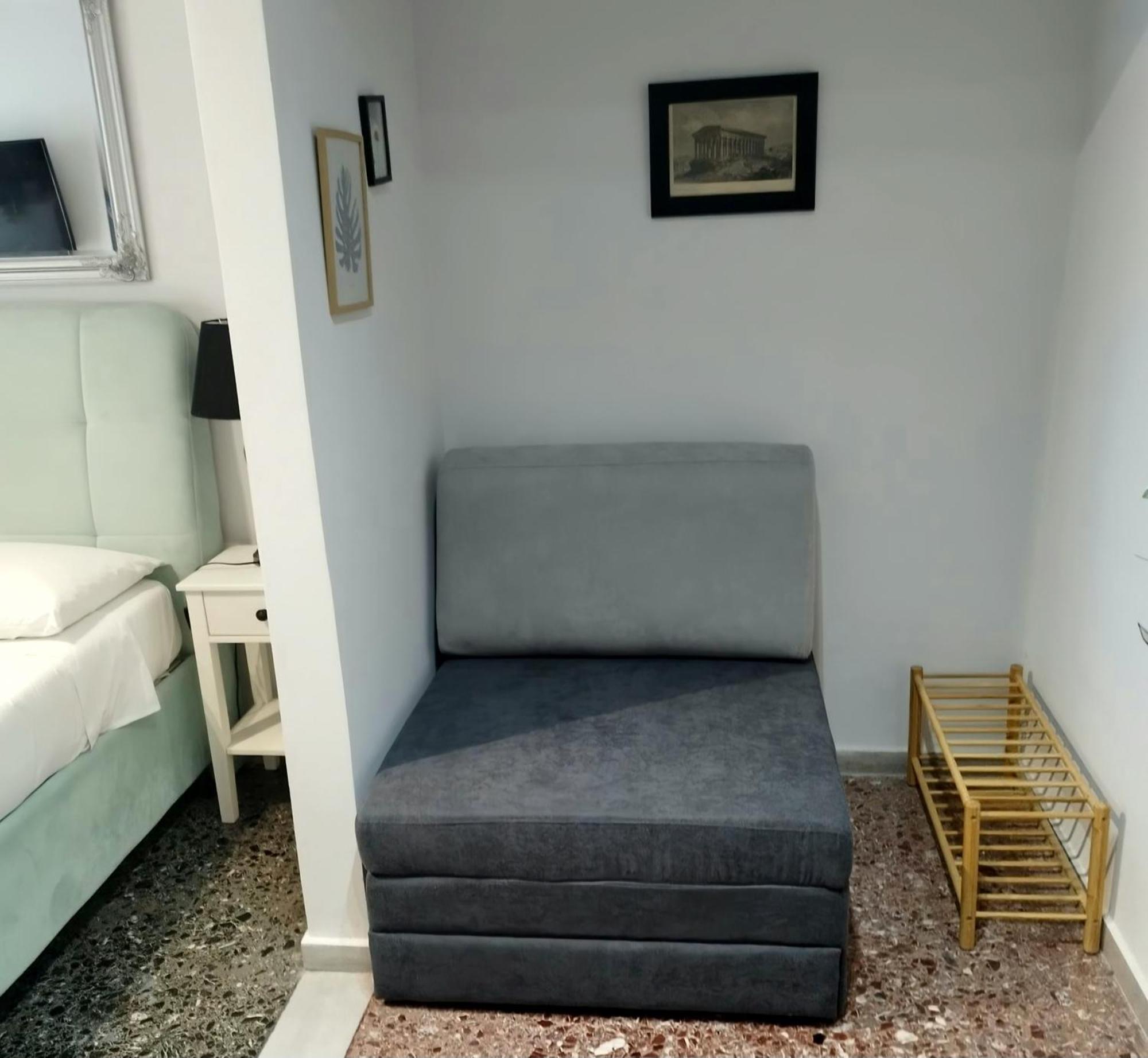 Chic Apt Near Acropolis - Avdi Square Athén Kültér fotó